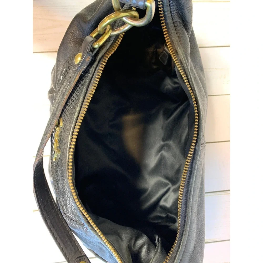 Coach Soho Ashley Hobo Purse with gold hardware